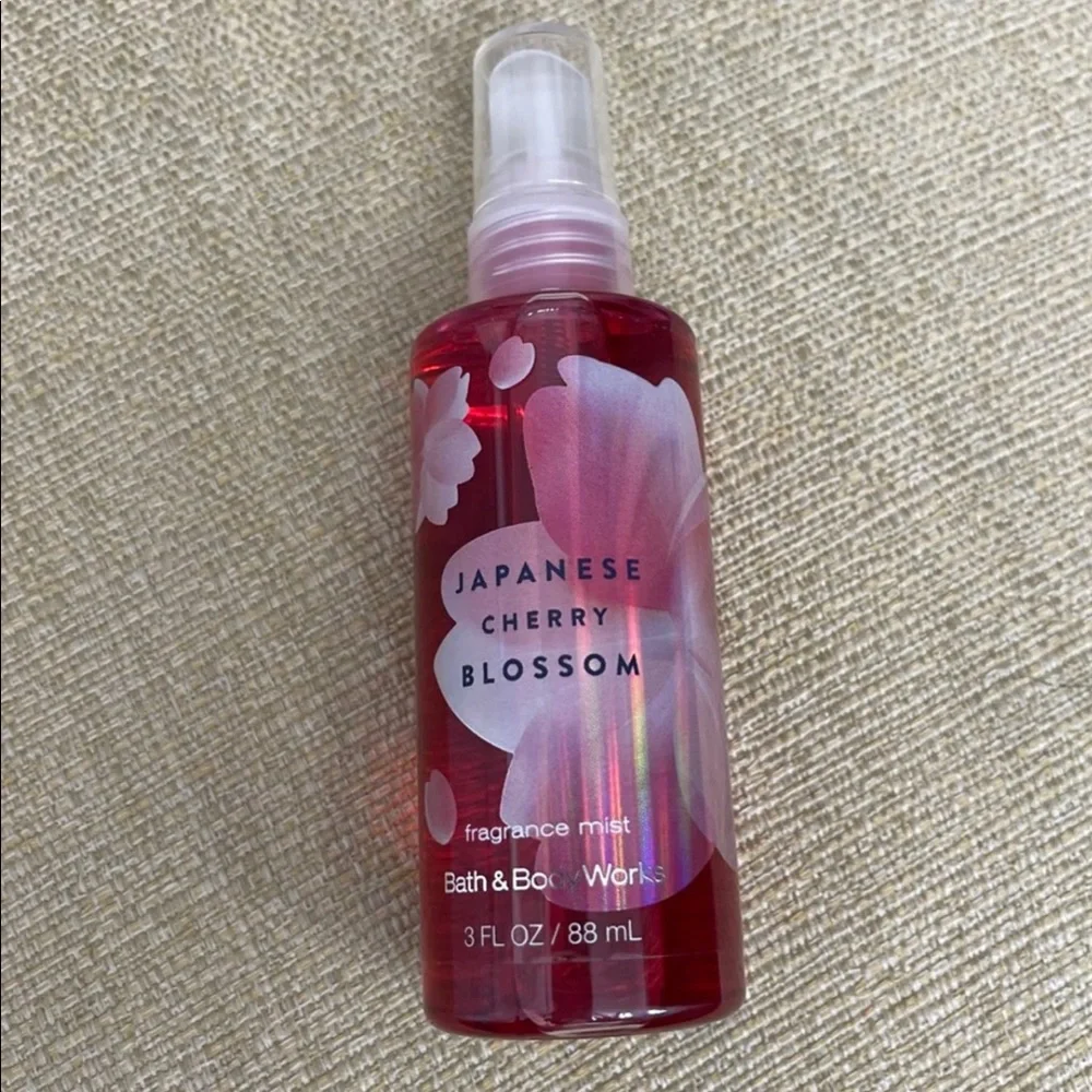 NWT Bath & Body Works (2pc set) - Picture 5 of 6